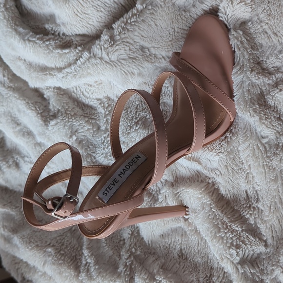 Steve Madden blush pink ankle strap Heels - Picture 2 of 8